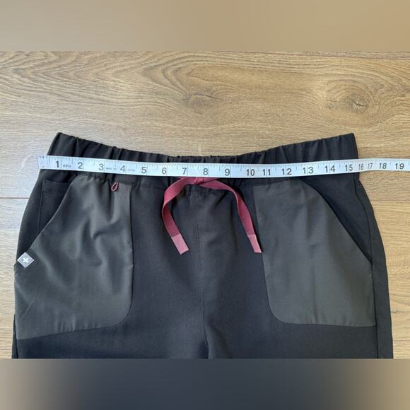 NWT Figs Limited Edition Disney Mickey Mouse Skinny Jogger Scrub Pants Black Sm - Picture 10 of 12